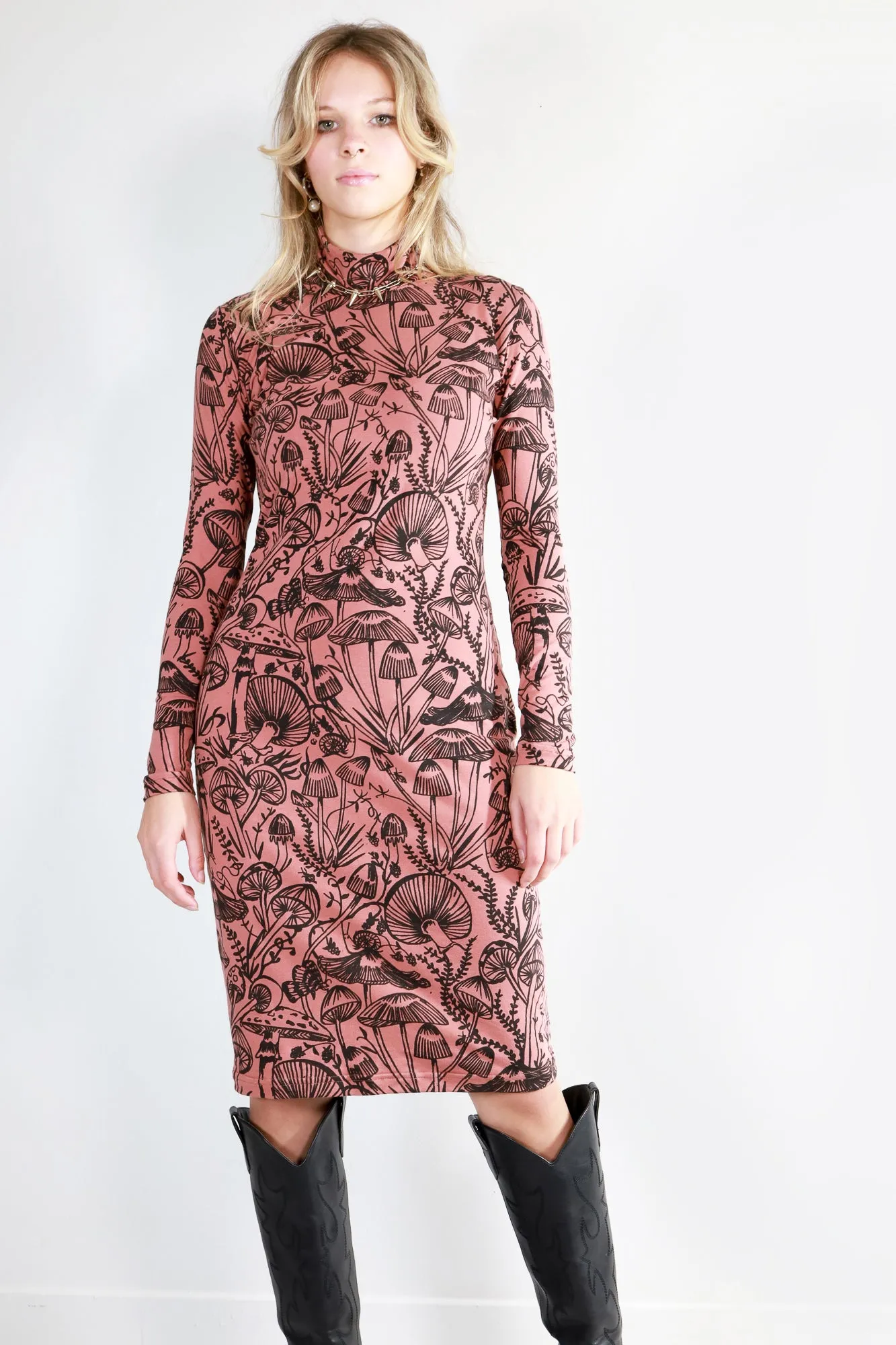 Black on Mulberry Shroomed Bandit Dress
