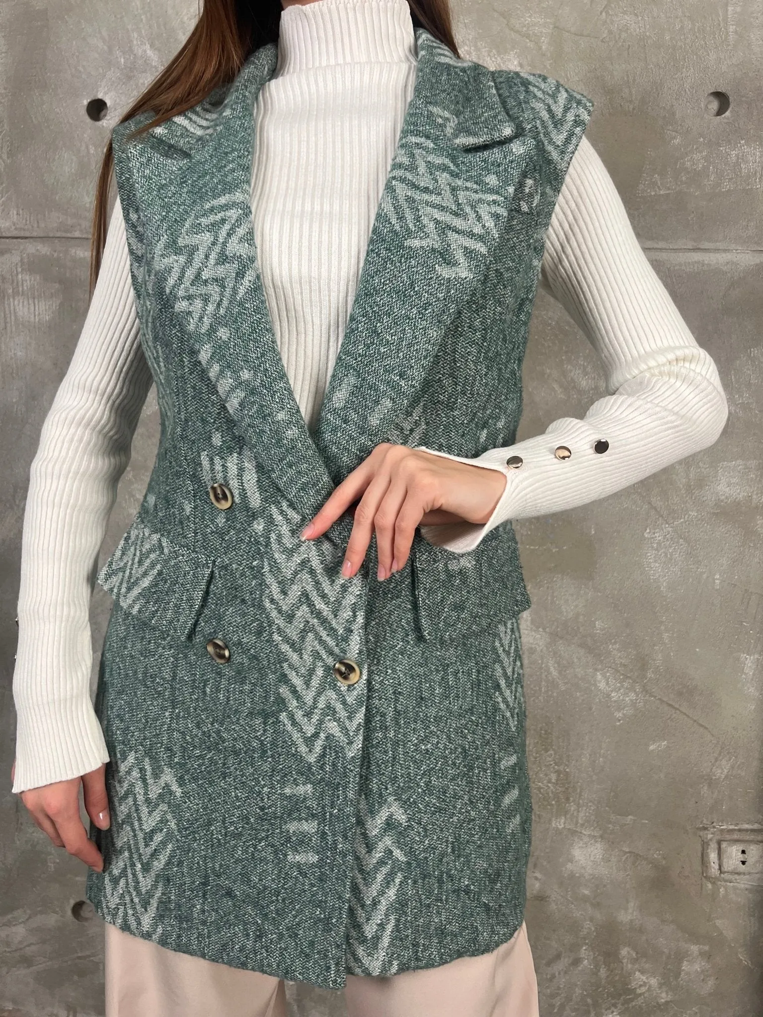 Green Wool Sleeveless Blazer