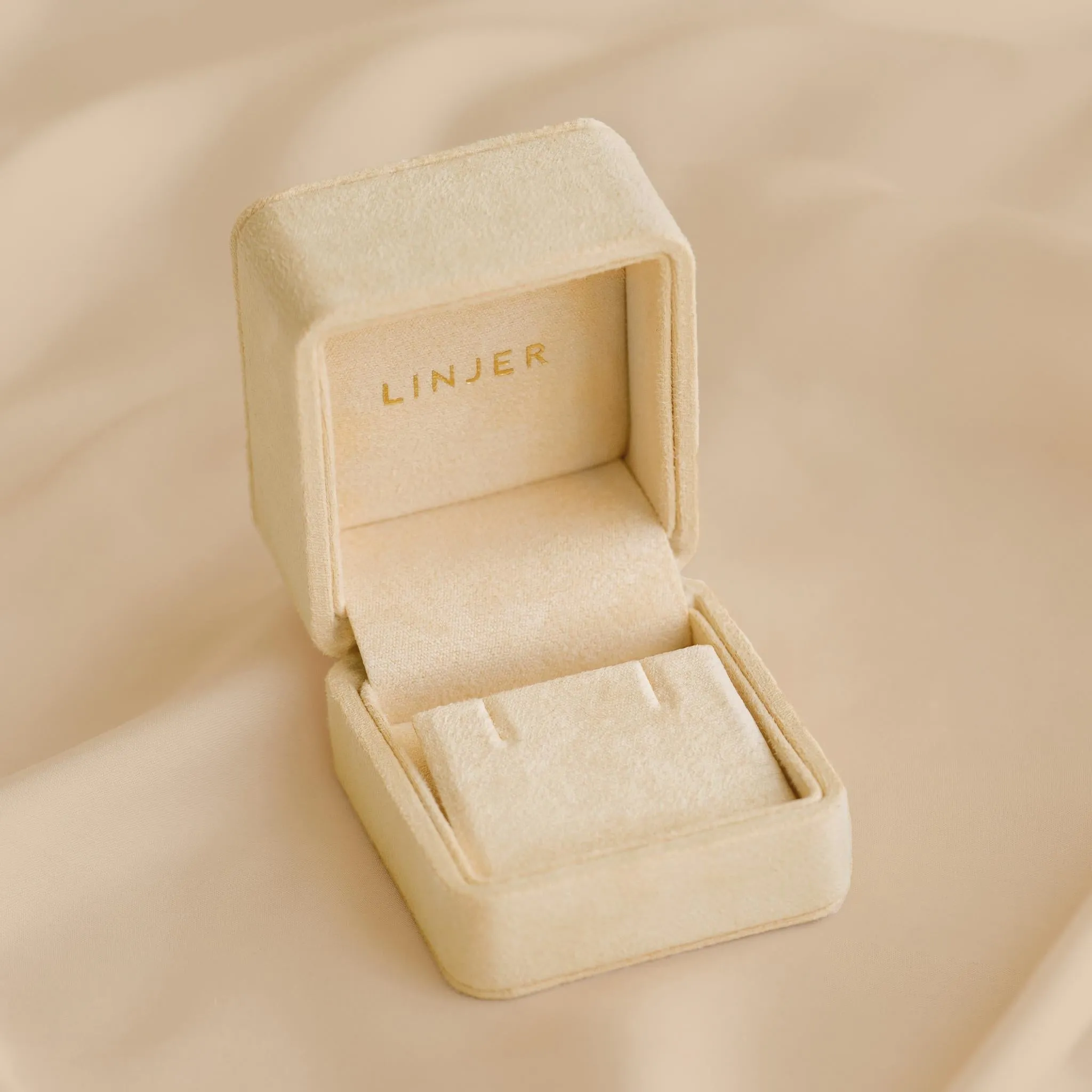 Velvet Earring Box