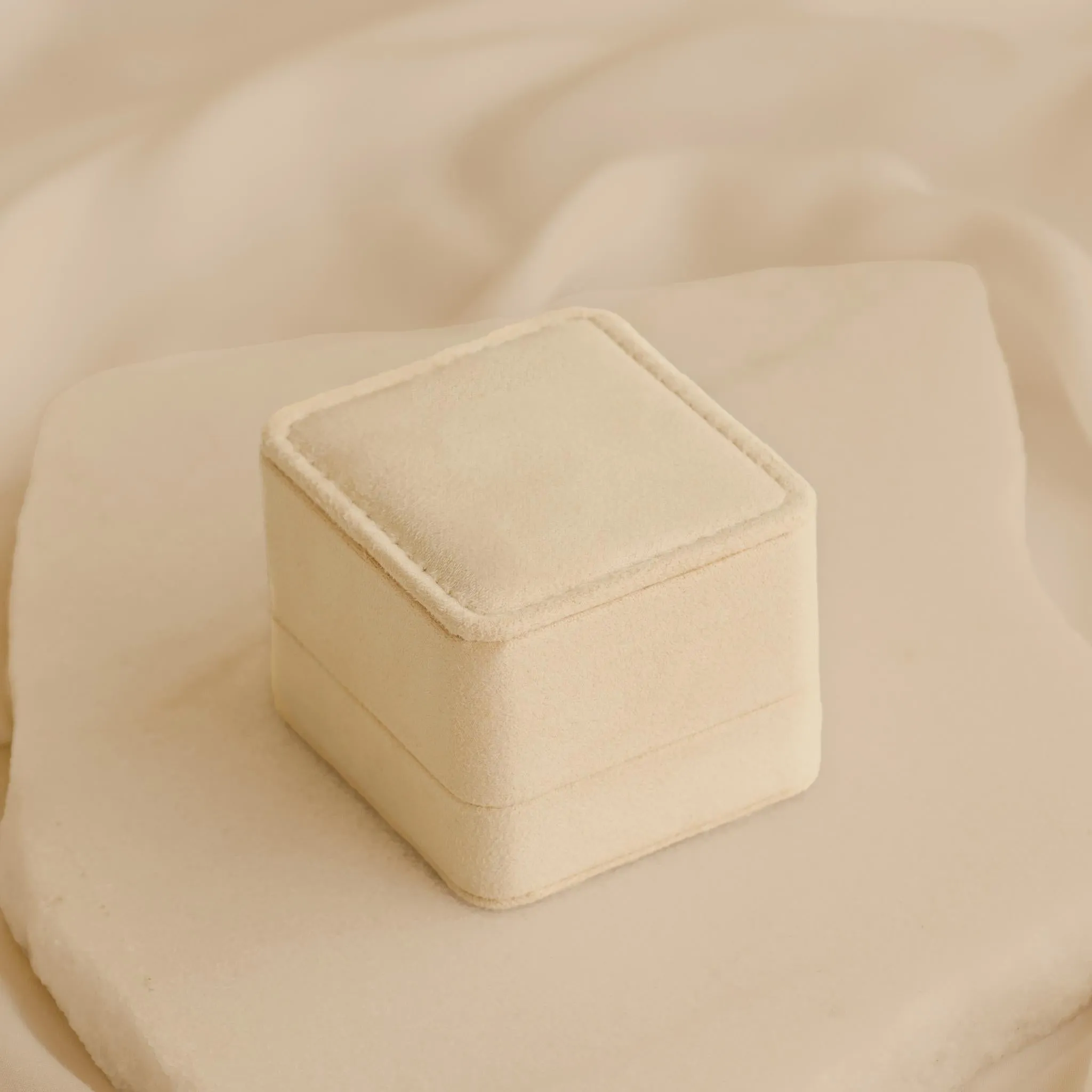 Velvet Earring Box